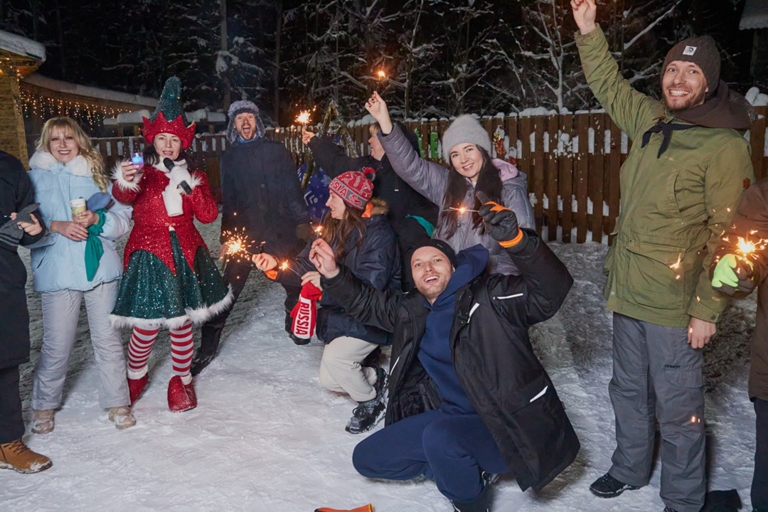 <span style="font-style: italic;">корпоративы</span>